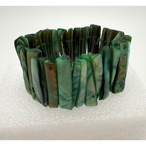 Green Mother of Pearl/Abalone Shell Stretch Bracelet Rectangle Beaded Links